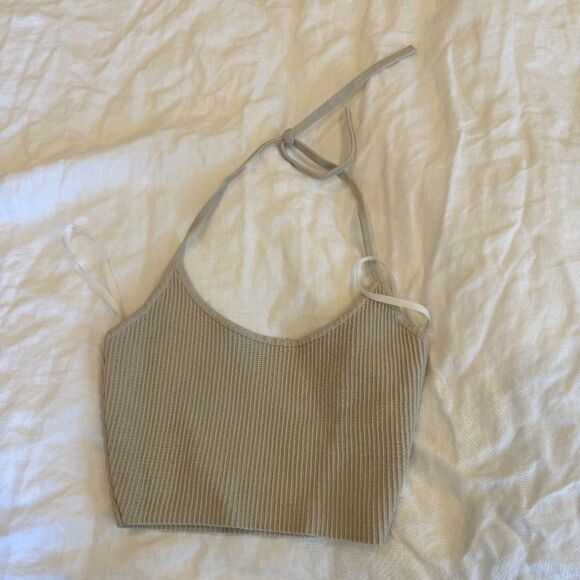Babaton Tops - Aritzia Babaton Sculpt Knit Fuller Halter Top - size xxs